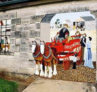 Millicent Murals - Accommodation Gladstone