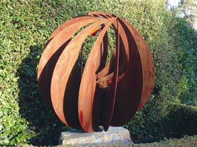 The Flower Garden - Accommodation Gladstone 0