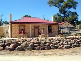 Uleybury Wines - Accommodation Gladstone 0