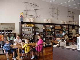 Blond Coffee And Store - Accommodation Gladstone 0
