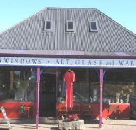 3 Windows Gallery - Accommodation Gladstone