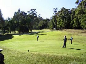 Sheffield Golf Course - Accommodation Gladstone 0