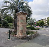 Newstead Park Memorials - Accommodation Gladstone
