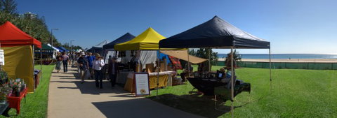Broadbeach Beachfront Markets - Accommodation Gladstone 7