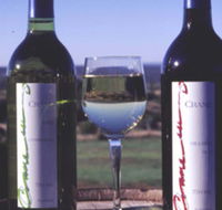 Crane Wines - Accommodation Gladstone