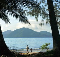 Family Islands National Park - Accommodation Gladstone