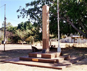 Mount Isa Memorial Cenotaph - Accommodation Gladstone 0