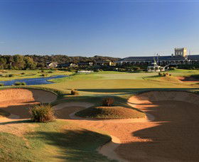 Eagle Ridge Golf Course - Accommodation Gladstone 0