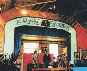 Langtree Hall Museum - Accommodation Gladstone 0