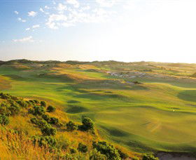 The Dunes Golf Links - Accommodation Gladstone 0