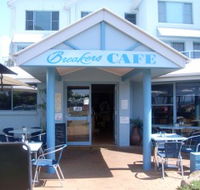 Breakers Cafe and Restaurant - Accommodation Gladstone