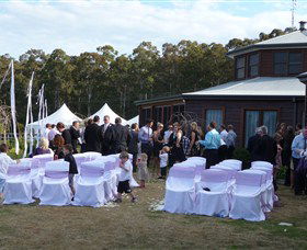 Roses Vineyard At Innes View - Accommodation Gladstone 1