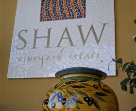 Shaw Vineyard Estate - Accommodation Gladstone 5