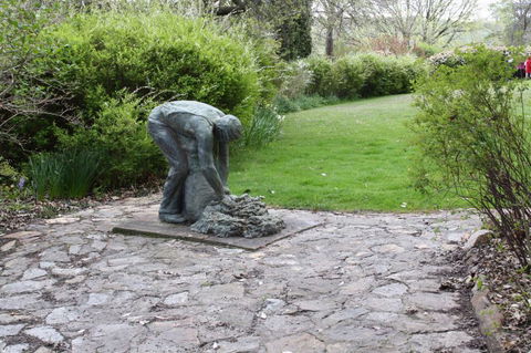 Markdale - Edna Walling Garden - Accommodation Gladstone 3