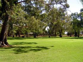 Virgara Wines - Accommodation Gladstone 0