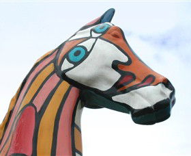 Prancing Horse Estate - Accommodation Gladstone 1