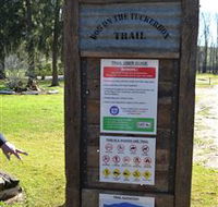 Dog on the Tucker Box Recreational Trail - Accommodation Gladstone