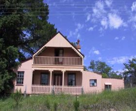 Laffing Waters NSW Accommodation Gladstone