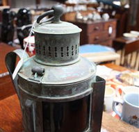 King's Antiques  Collectables - Accommodation Gladstone