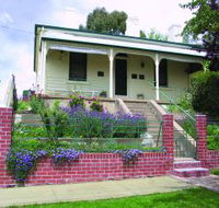 Chifley Home and Education Centre - Accommodation Gladstone
