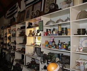 Batlow Historical Society - Accommodation Gladstone 1