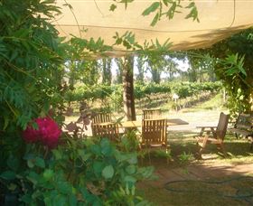 Helm Wines - Accommodation Gladstone 2