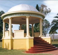 Kingaroy Soldiers Memorial Rotunda - Accommodation Gladstone