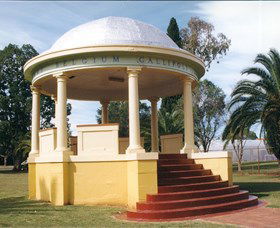 Kingaroy Soldiers Memorial Rotunda - Accommodation Gladstone 0
