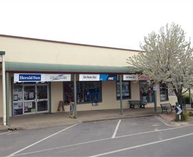 Corryong Newsagency - Accommodation Gladstone 0