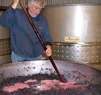 Mundoonen Winery - Accommodation Gladstone