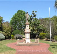 Greenmount War Memorial - Accommodation Gladstone