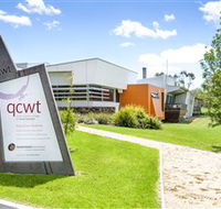 Varias Restaurant and Conference Centre incorporating Banca Ridge Winery Cellar Door - Accommodation Gladstone