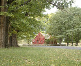 Gostwyck Chapel - Accommodation Gladstone 1