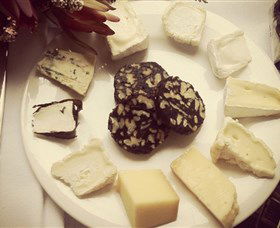 McIntosh & Bowman Cheesemongers - Accommodation Gladstone 7