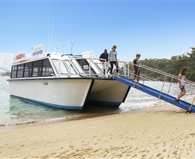 H2O Maxi Taxis - Accommodation Gladstone 1