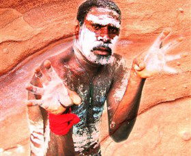 Spirit Moves Aboriginal Dance Company - Accommodation Gladstone 2