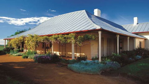 Cooma Cottage - Accommodation Gladstone 1