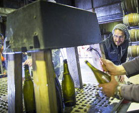 Quealy Winemakers - Accommodation Gladstone 5