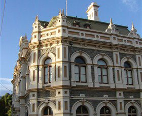 Silver City Tours - Accommodation Gladstone 3