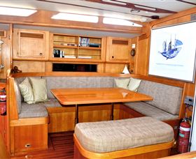 Pilgrim Sailing - Accommodation Gladstone 2