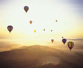 Cloud 9 Balloon Flights - Accommodation Gladstone 2
