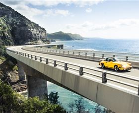 Cliff To Coast Sports Car Drives - Accommodation Gladstone 0