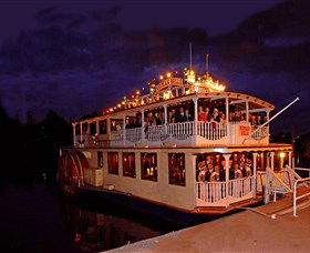 Nepean Belle Paddlewheeler - Accommodation Gladstone 4