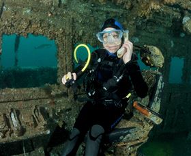 Ex-Hmas Adelaide Dive Site - Accommodation Gladstone 2