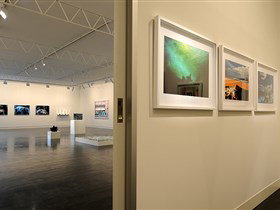 Hugo Michell Gallery - Accommodation Gladstone 3