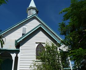 Saint Peter's Anglican Church - Accommodation Gladstone 1