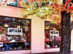 Matilda Bookshop - Accommodation Gladstone 0