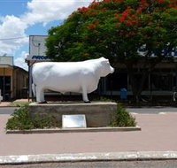 Aramac - The White Bull - Accommodation Gladstone