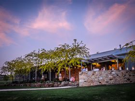 Howard Vineyard - Accommodation Gladstone 0