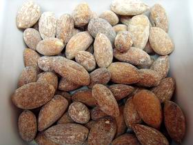 Almondco Almond Hut - Accommodation Gladstone 0